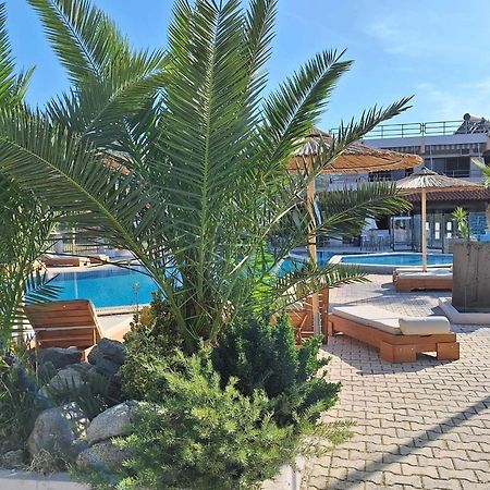 Hotel Palmera סארטי מראה חיצוני תמונה